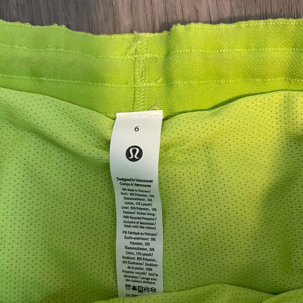 Lululemon Court Rival Perforated Shorts - Picture 3 of 4